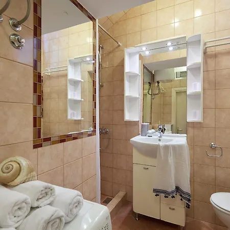 Fresco Apartment